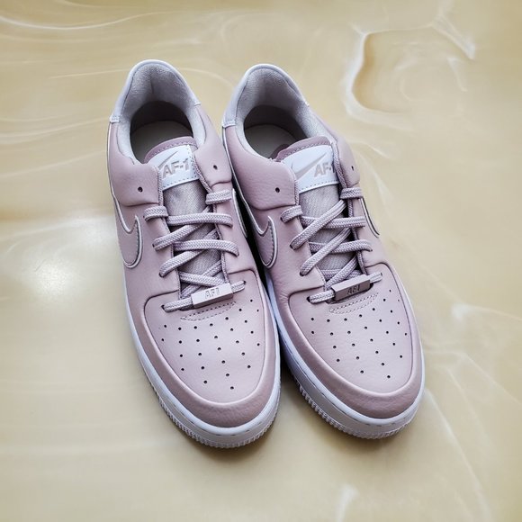 Nike Air Force 1 Sage Low - Picture 4 of 7